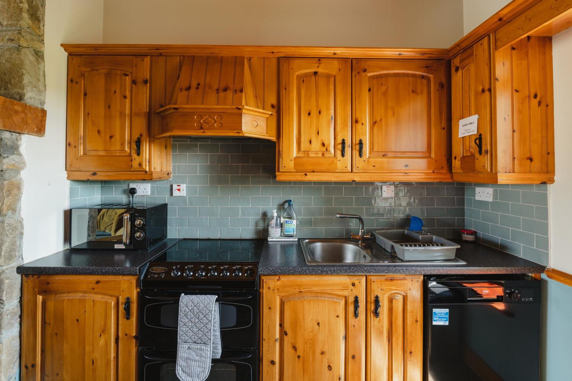 Creevy Cottages Росноулах Экстерьер фото